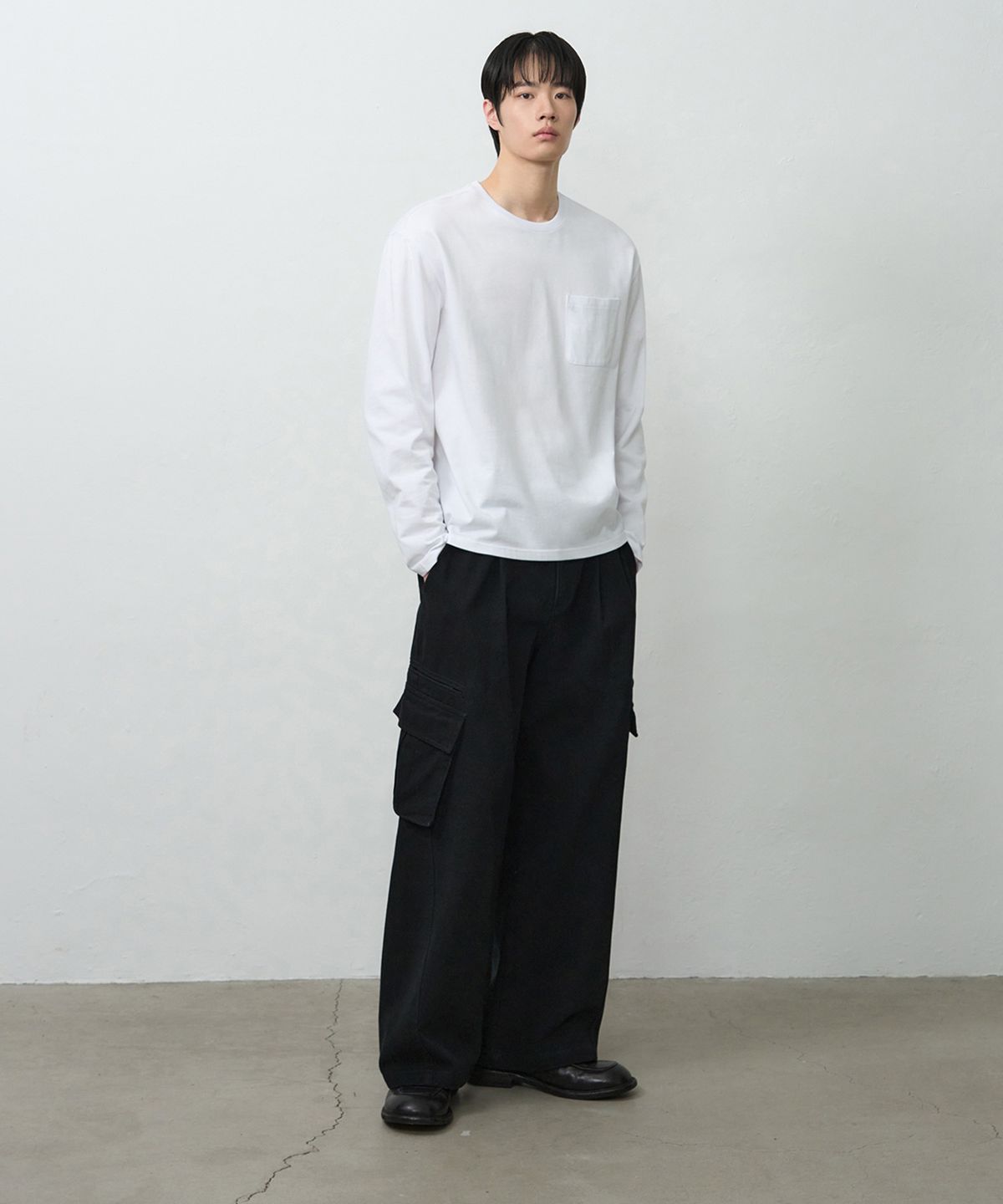 드로우핏(DRAW FIT) 헤일 코튼 포켓 롱 슬리브 티셔츠 [WHITE]
