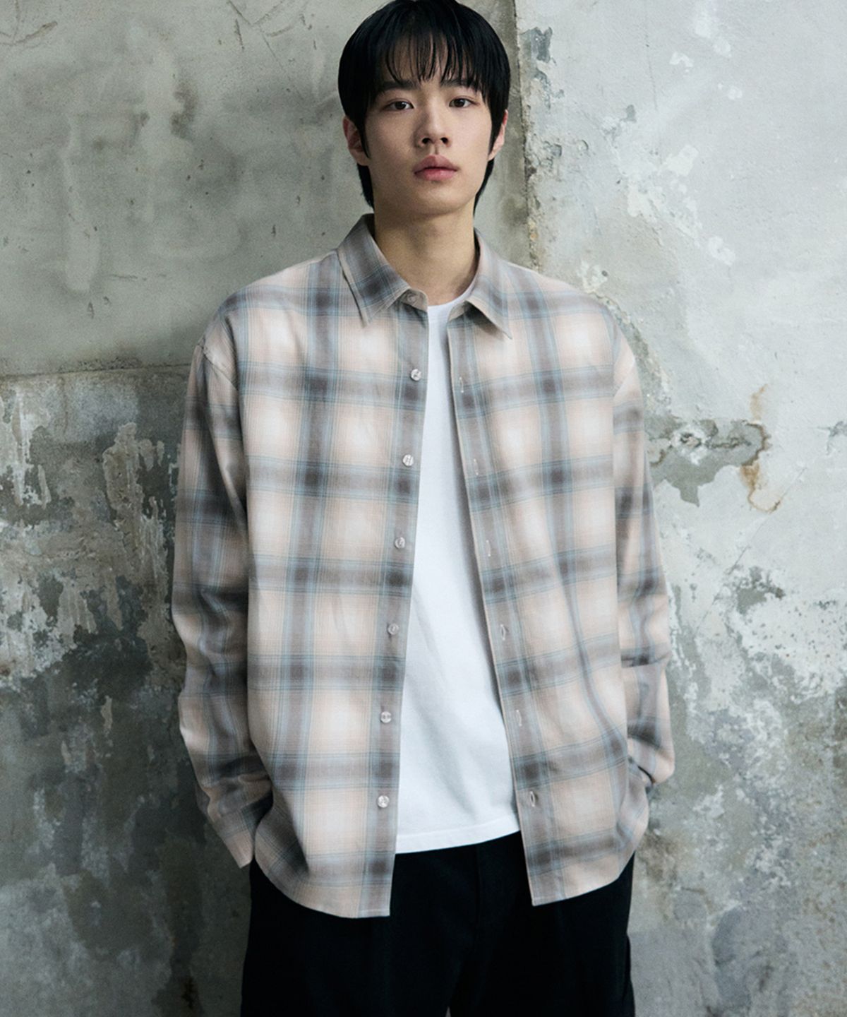 드로우핏(DRAW FIT) 마렌 크롭 체크 셔츠 [GREYISH BEIGE]