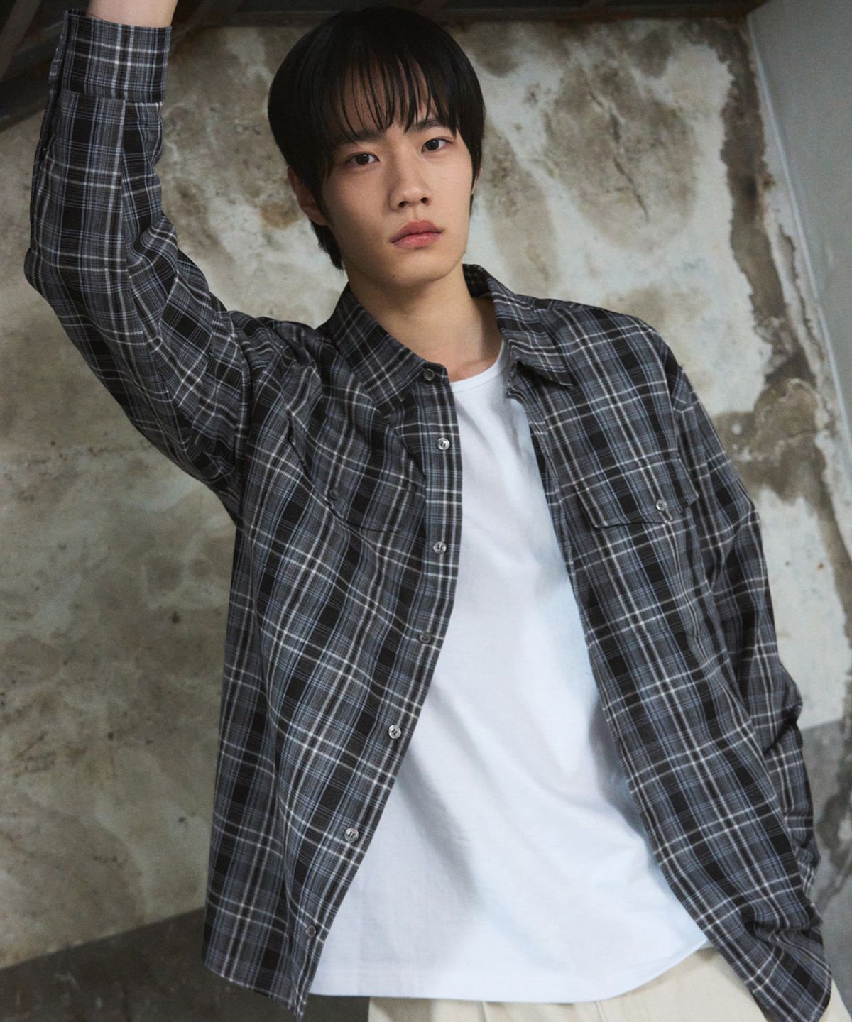 드로우핏(DRAW FIT) 마드라스 투포켓 크롭 체크 셔츠 [DARK BLUE]