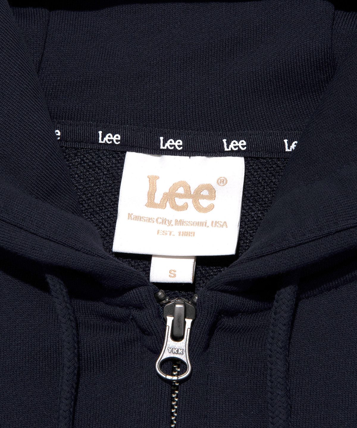 리(LEE) 우먼 타이포 로고 크롭 후드집업 네이비