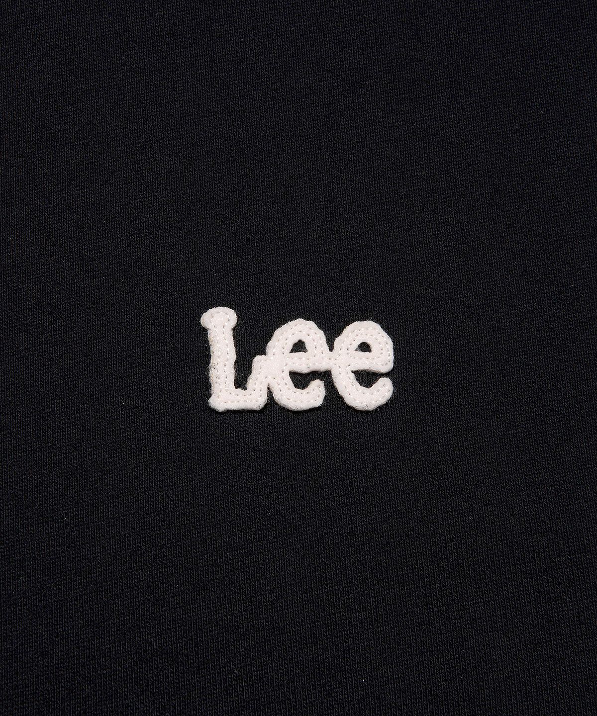 리(LEE) 펠트 트위치 로고 맨투맨 블랙