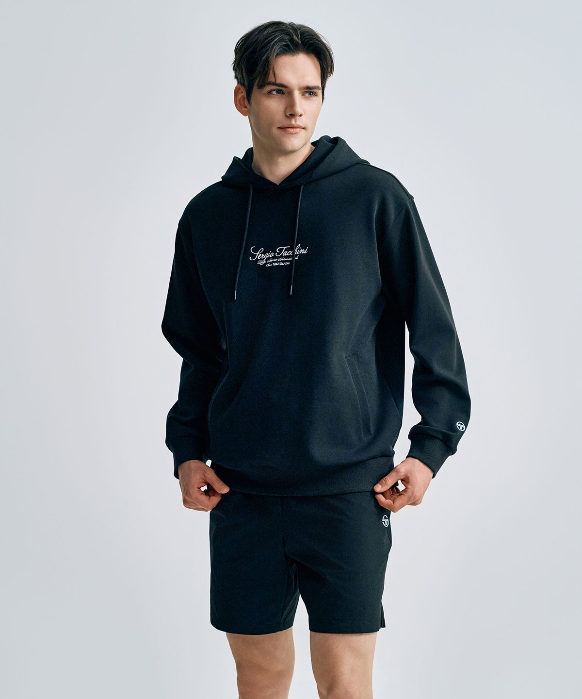 세르지오 타키니(SERGIO TACCHINI) U 쿠쉬라이트 로고 후디 (Black)