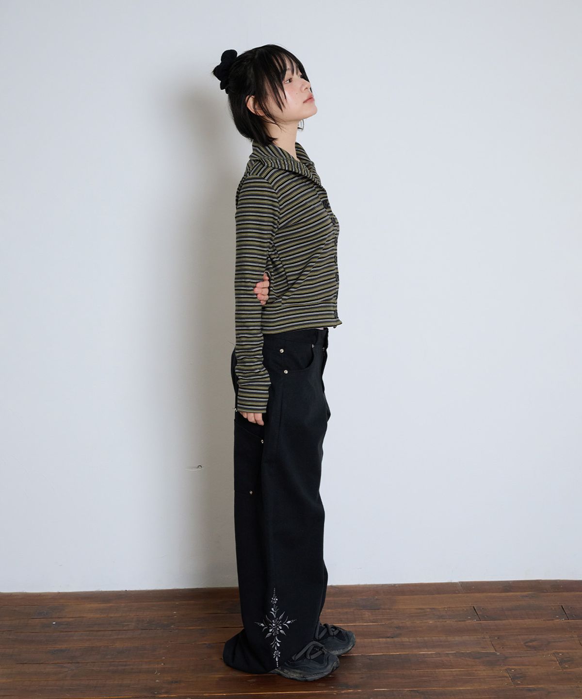 잇자바이브(ITZAVIBE) STRIPED HIGH NECK BUTTON CARDIGAN - OLIVE