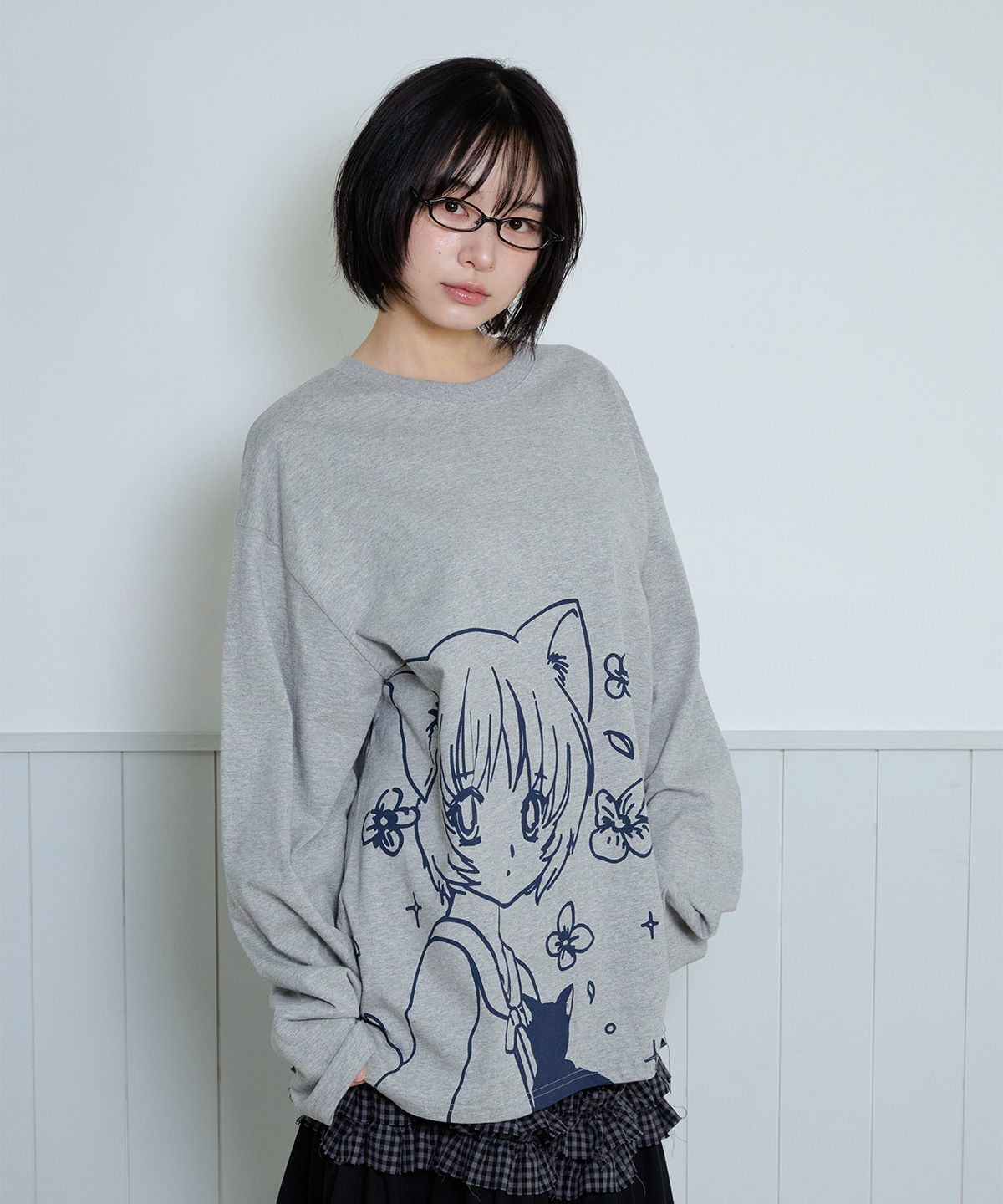 잇자바이브(ITZAVIBE) CAT GIRL & FLOWER LONG SLEEVE - GRAY