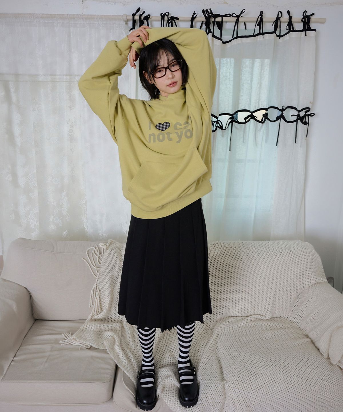 잇자바이브(ITZAVIBE) DOUBLE MOOD WRAP PLEATED SKIRT