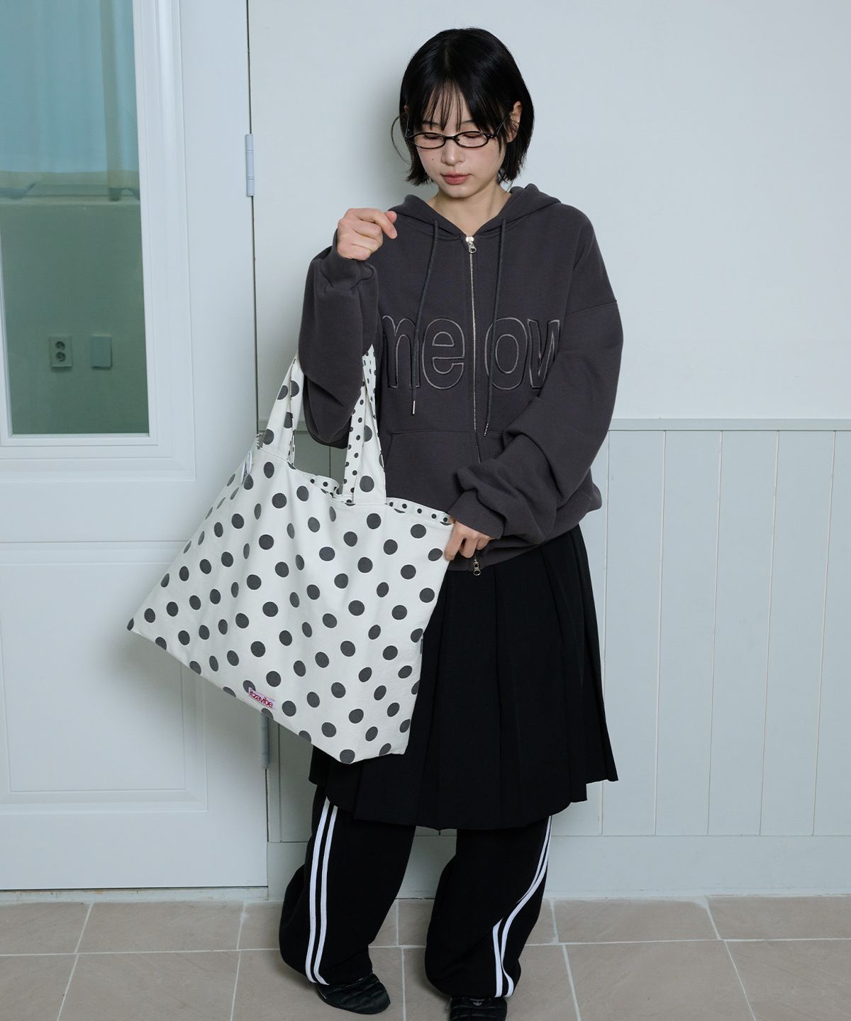 잇자바이브(ITZAVIBE) CAT GIRL DOT REVERSIBLE BAG