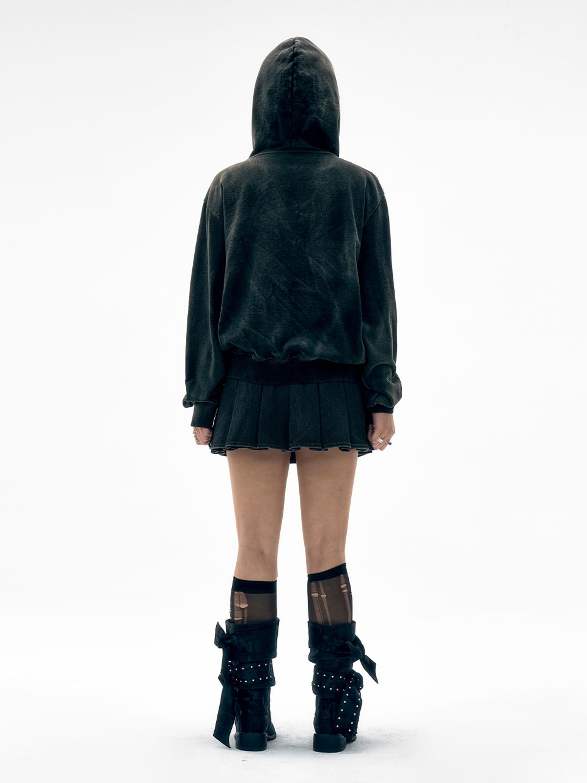 와이이이엘(YEEL) STUDDED Y ZIP-UP HOODIE BLACK