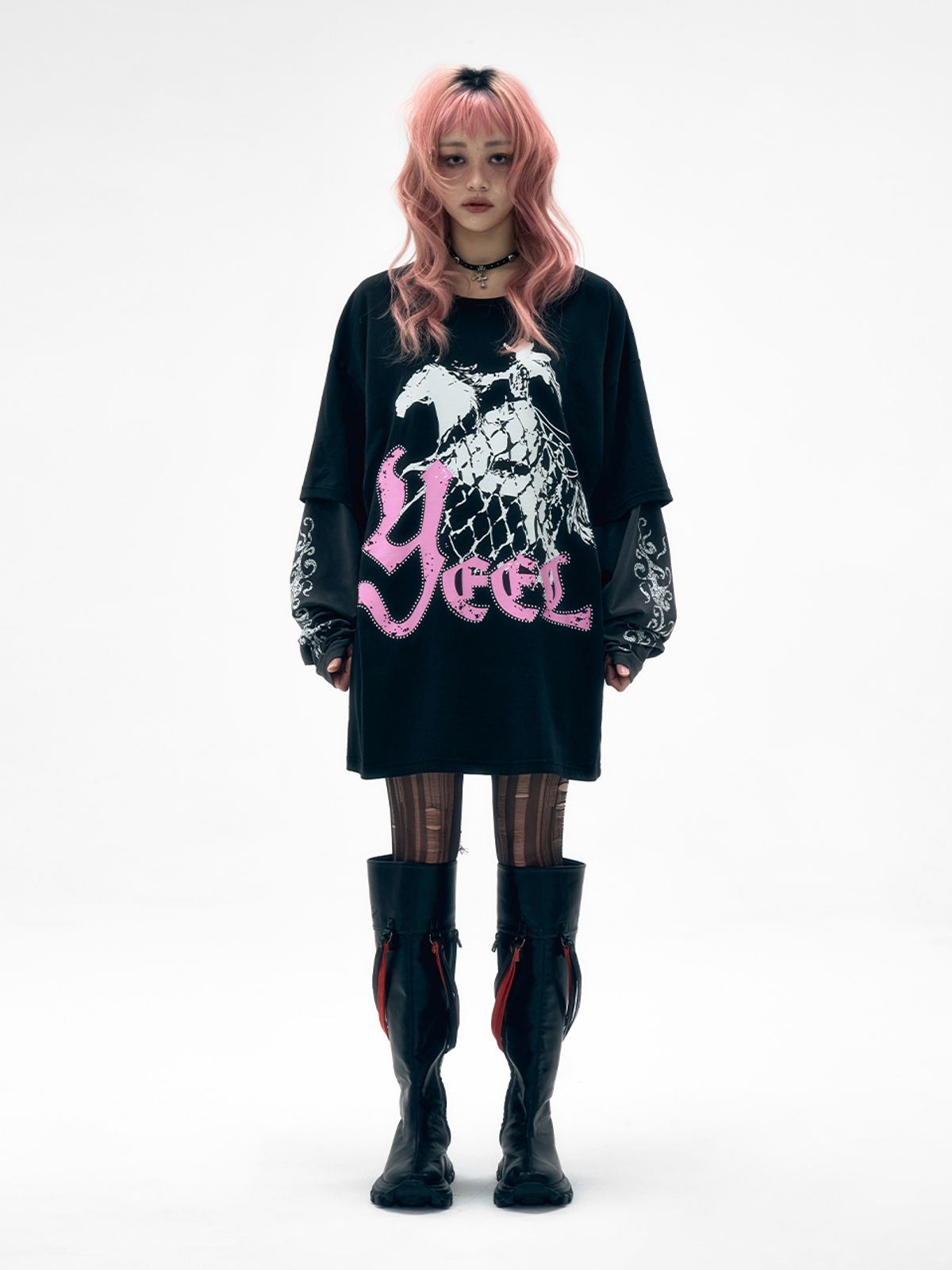 와이이이엘(YEEL) WESTERN HORSE GRAPHICS DOUBLE LAYERED TOP BLACK
