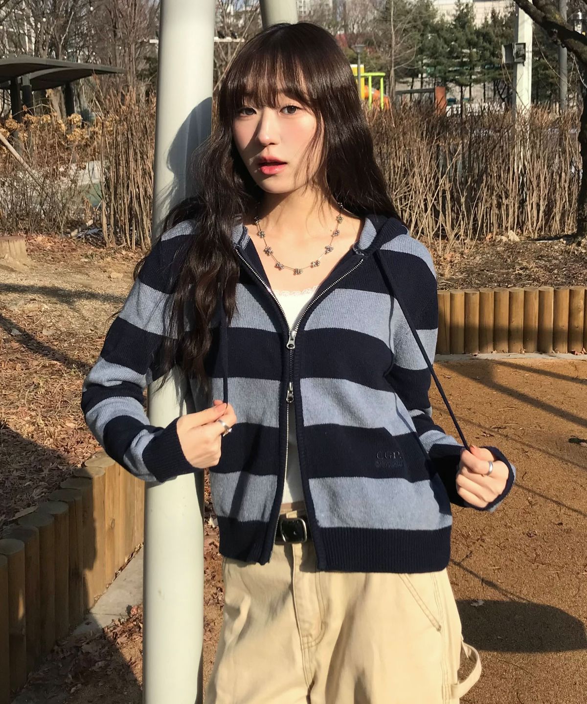 코드그라피(CGP) (우먼) 스트라이프 니트 후드 집업-다크 네이비
