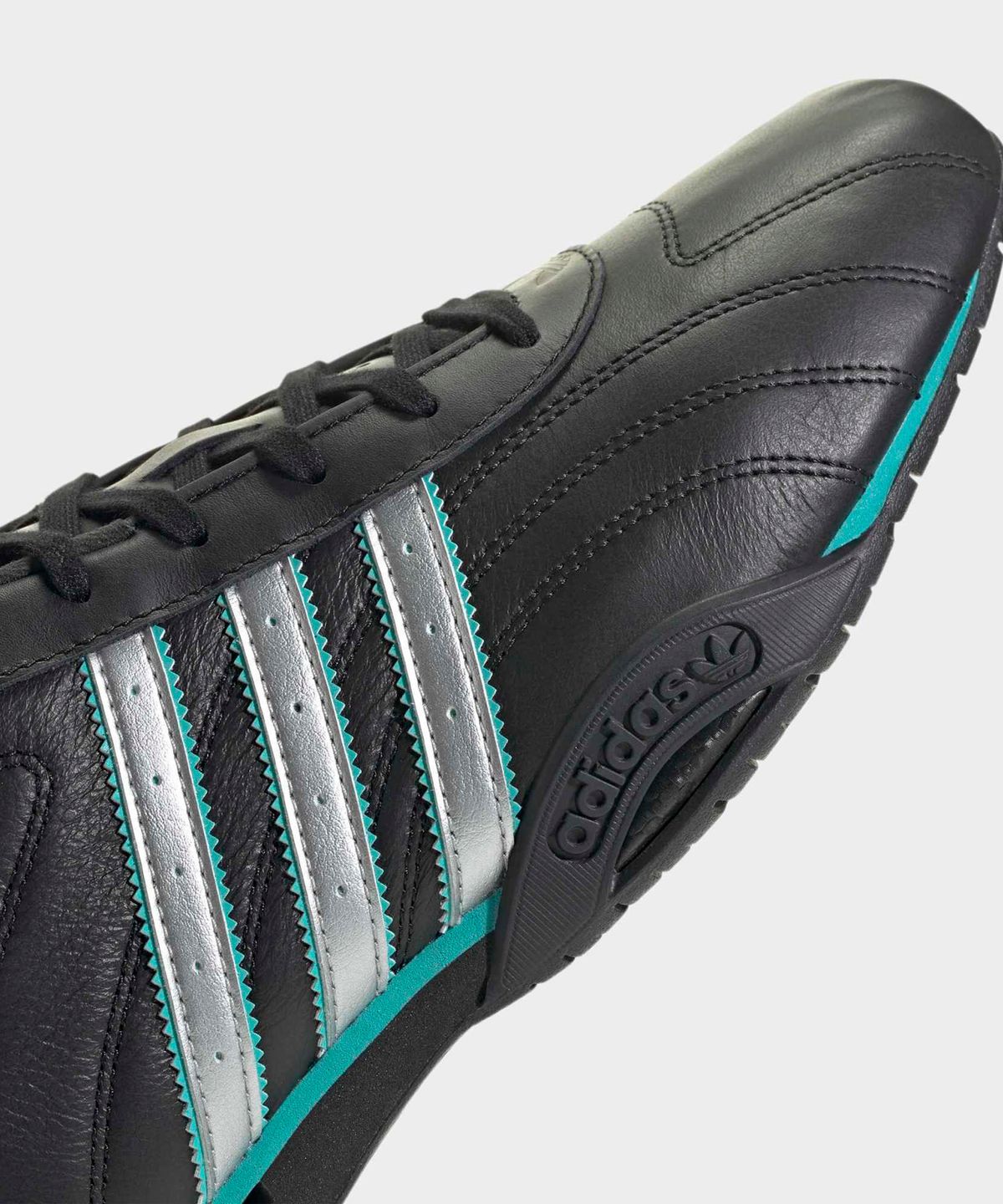 아디다스(ADIDAS) 메르세데스 AMG F1 팀 아디레이서 로우 - 블랙:실버:민트 / KJ1188
