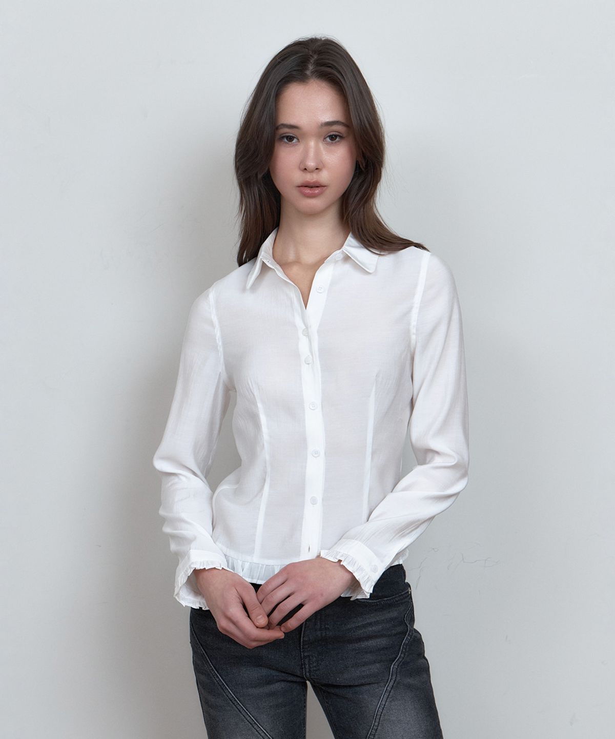 큐리티(CURETTY) C ROSE BUTTON FRILL BLOUSE_IVORY