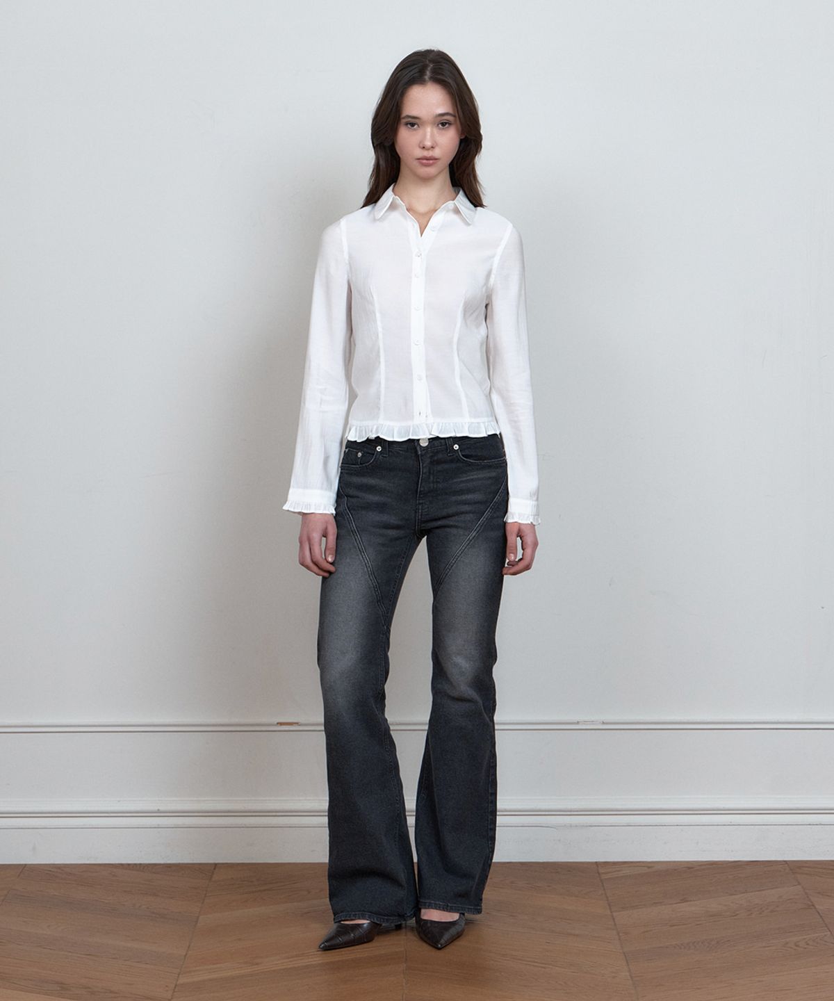 큐리티(CURETTY) C ROSE BUTTON FRILL BLOUSE_IVORY