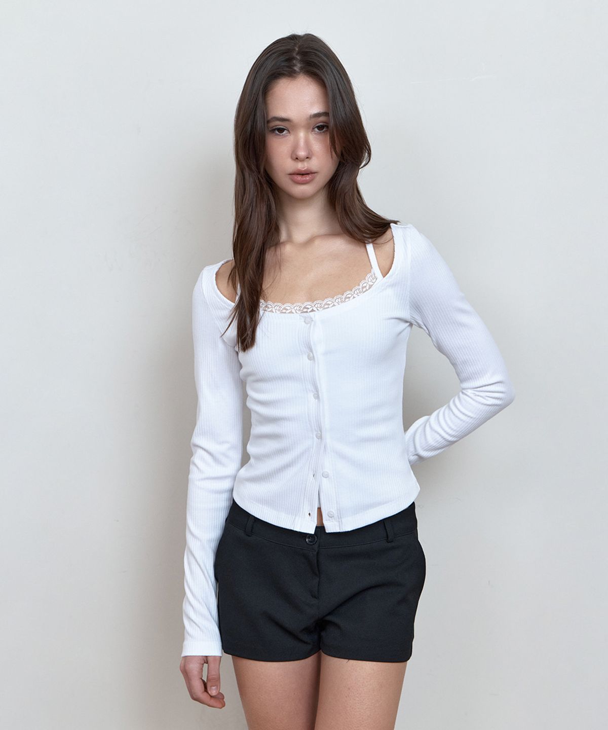 큐리티(CURETTY) C 2-WAY ROSE BUTTON CARDIGAN SET_WHITE
