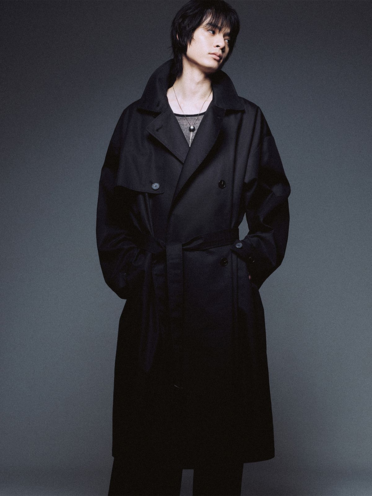우마뭉(UMARMUNG) Convertible Collar Oversized Trench Coat_Black