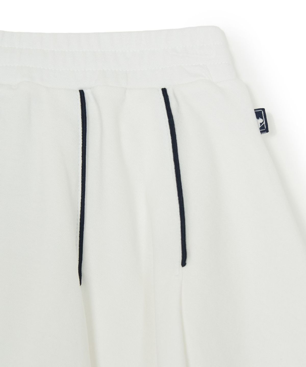 엠엘비 키즈(MLB KIDS) 바시티 스포티브 플리츠 스커트 NY (White)