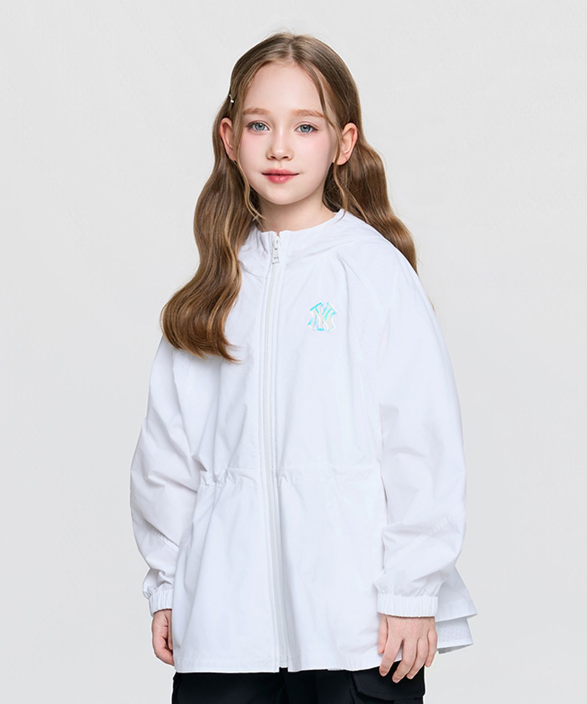 엠엘비 키즈(MLB KIDS) 걸즈 애슬레저 미드 바람막이 NY (White)