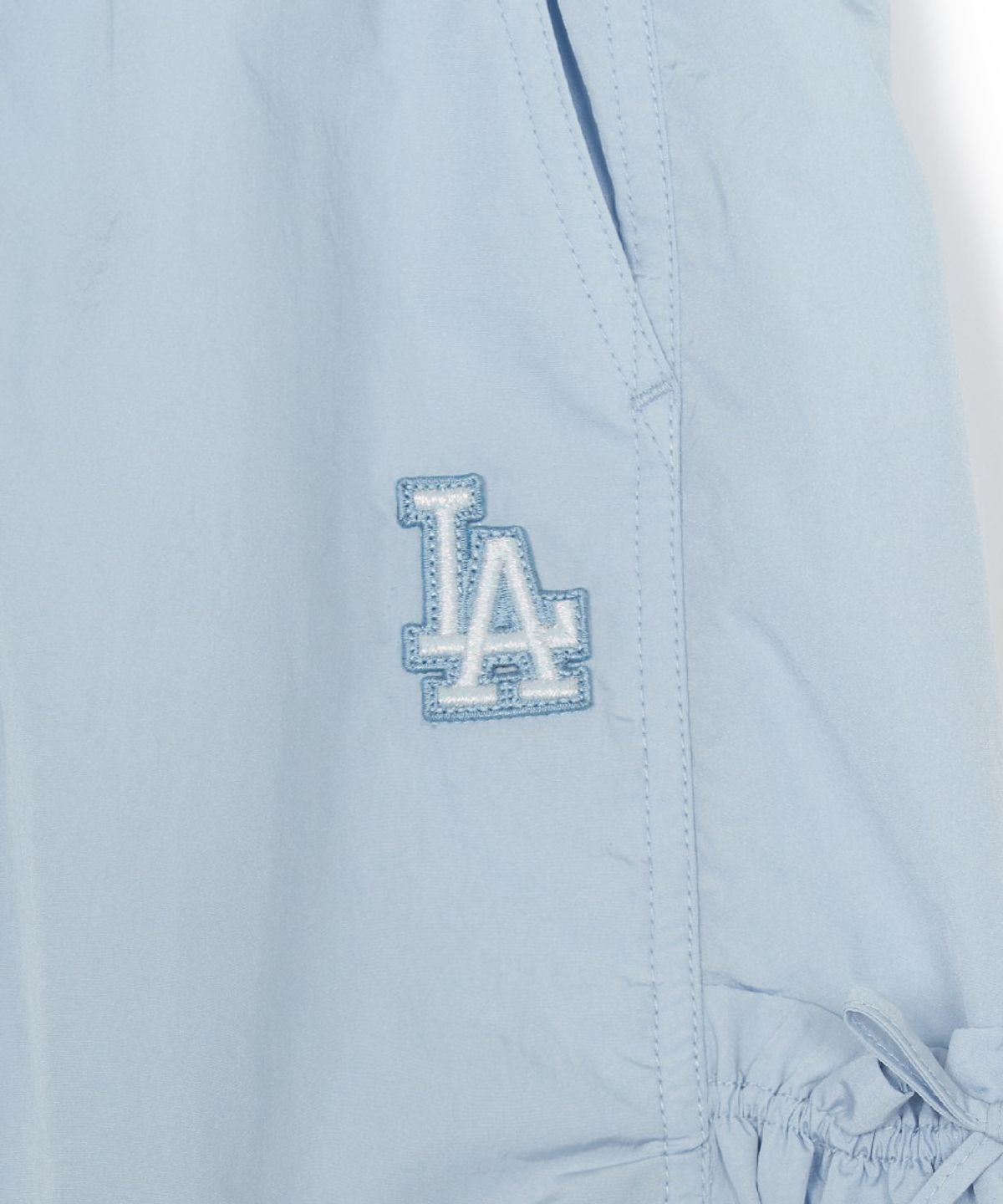 엠엘비 키즈(MLB KIDS) 스트릿 걸즈 리본 카고 우븐팬츠 LA (Ptn.Skyblue)