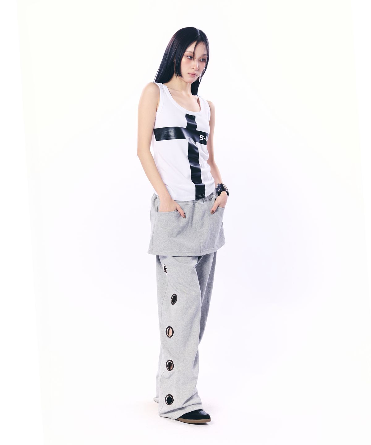 셋업이엑스이(SETUP-EXE) BOLD EYELET SKIRT PANTS / MELANGE GRAY