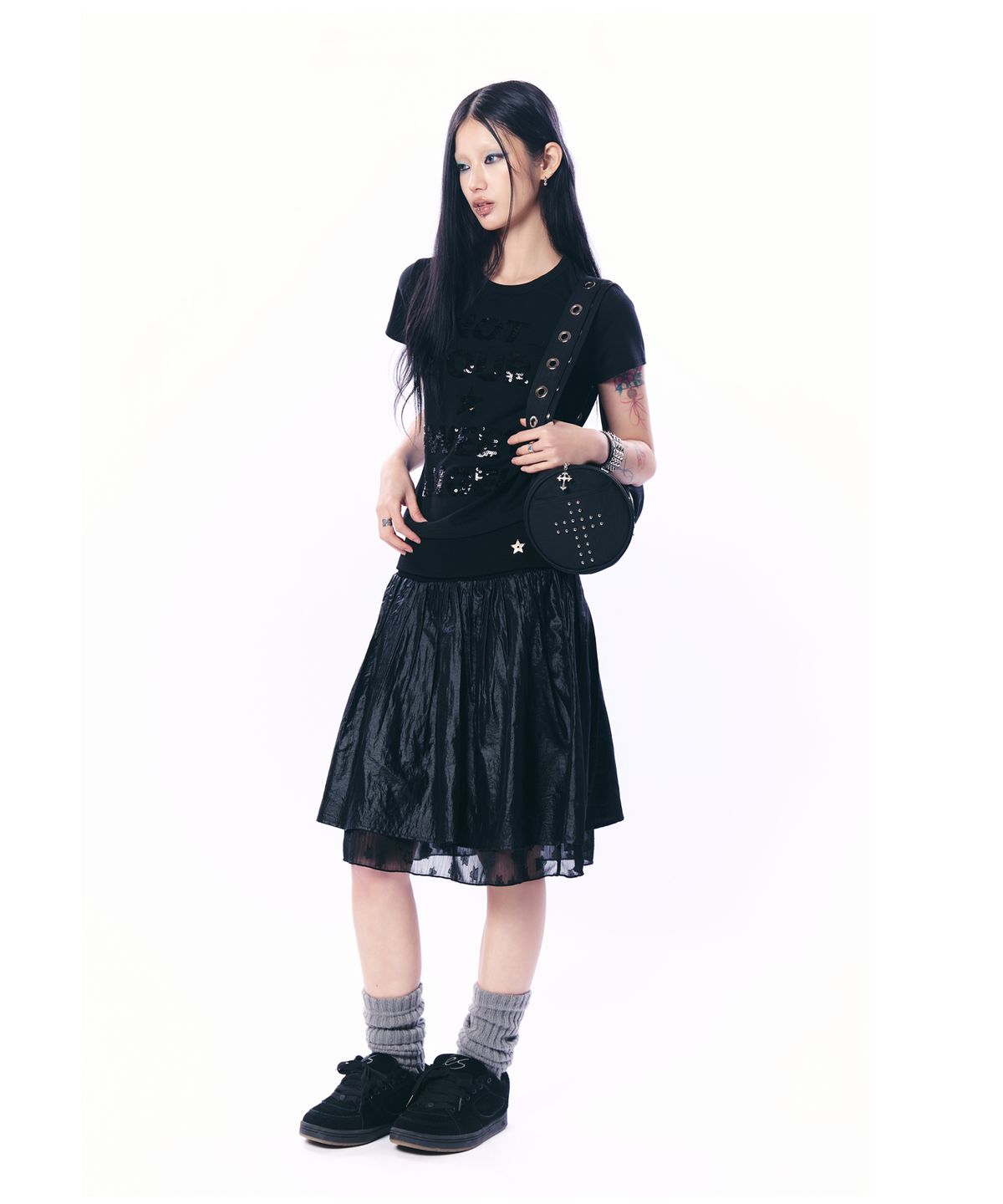 셋업이엑스이(SETUP-EXE) EYELET STRAP DUFFLE BAG / BLACK