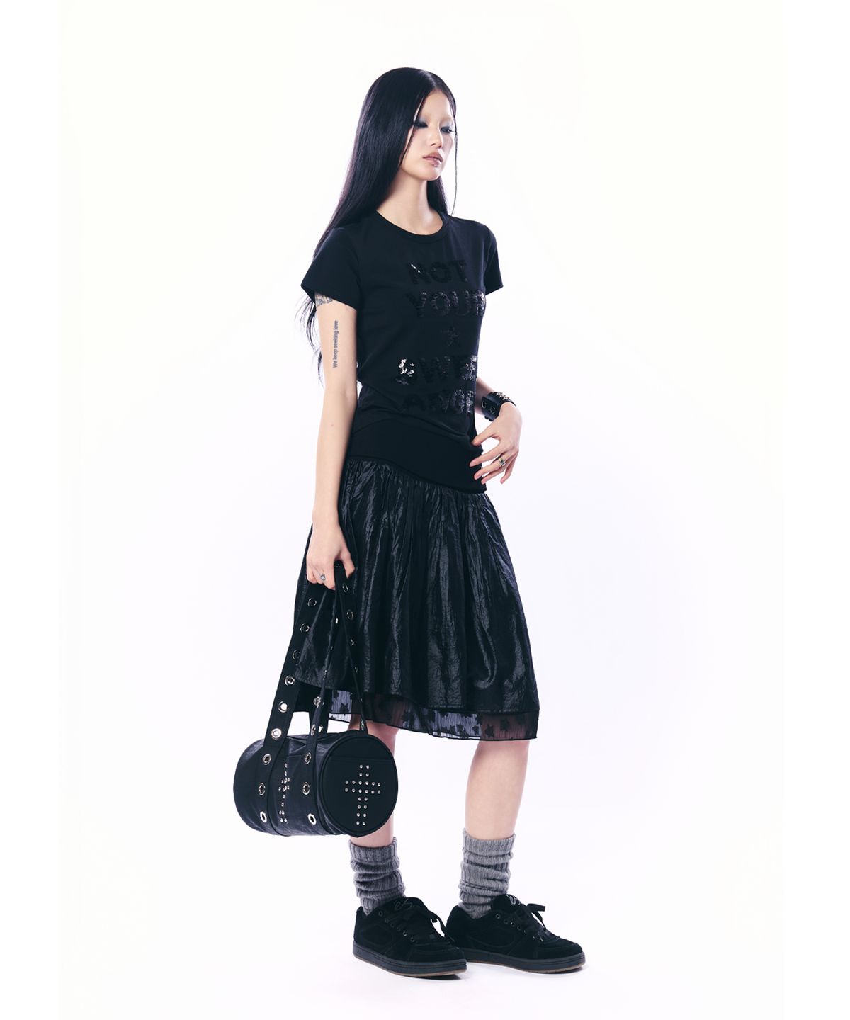 셋업이엑스이(SETUP-EXE) EYELET STRAP DUFFLE BAG / BLACK