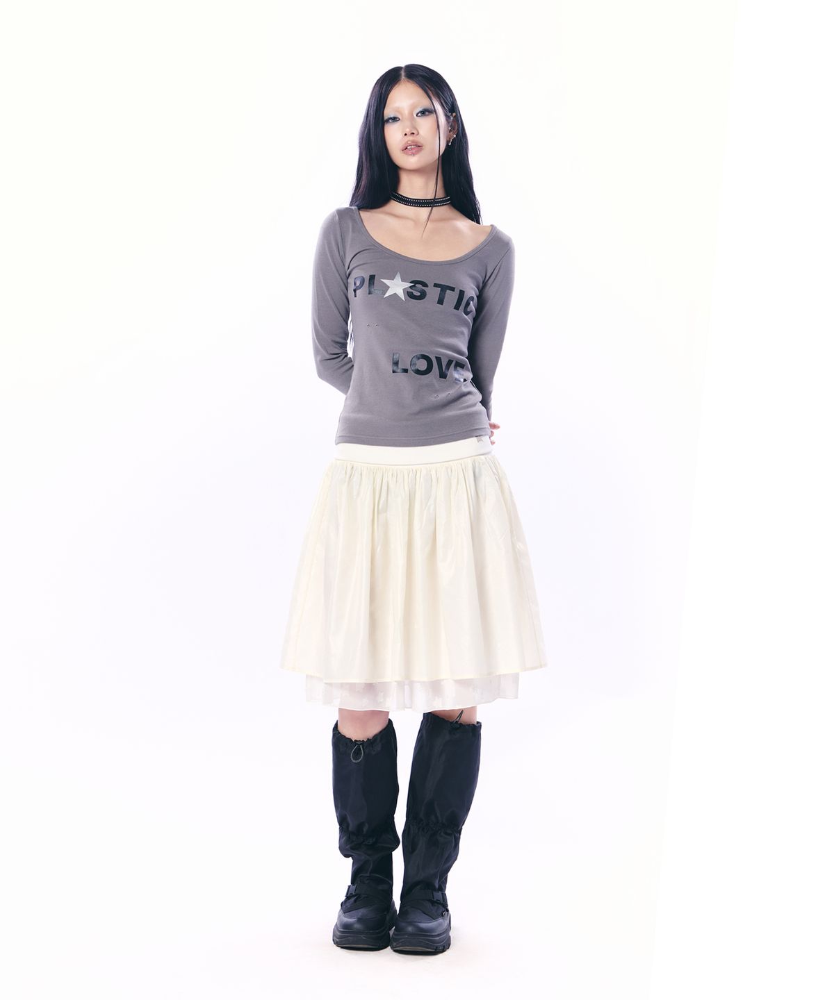 셋업이엑스이(SETUP-EXE) LOVE U-NECK TOP / MOCHA