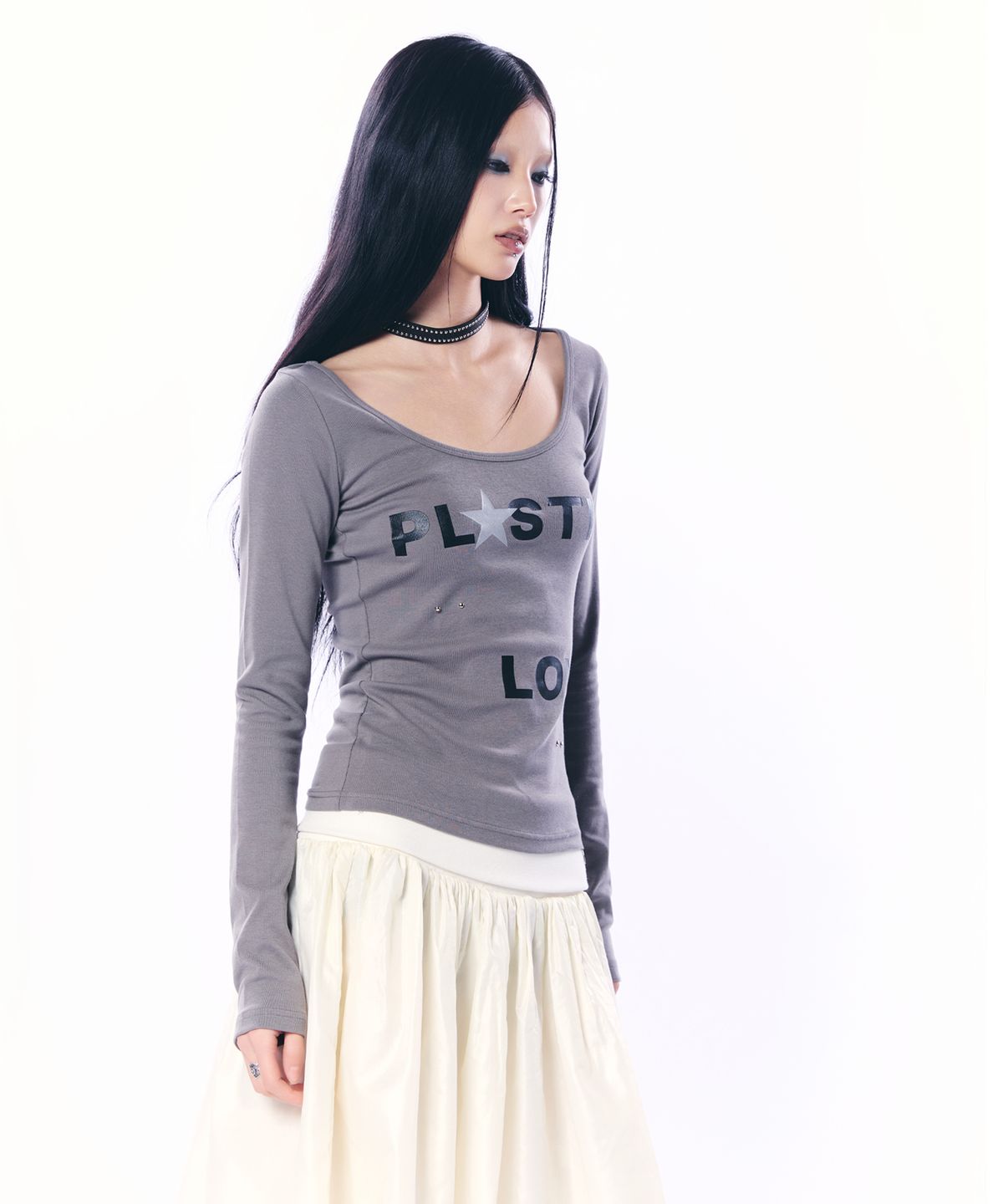 셋업이엑스이(SETUP-EXE) LOVE U-NECK TOP / MOCHA