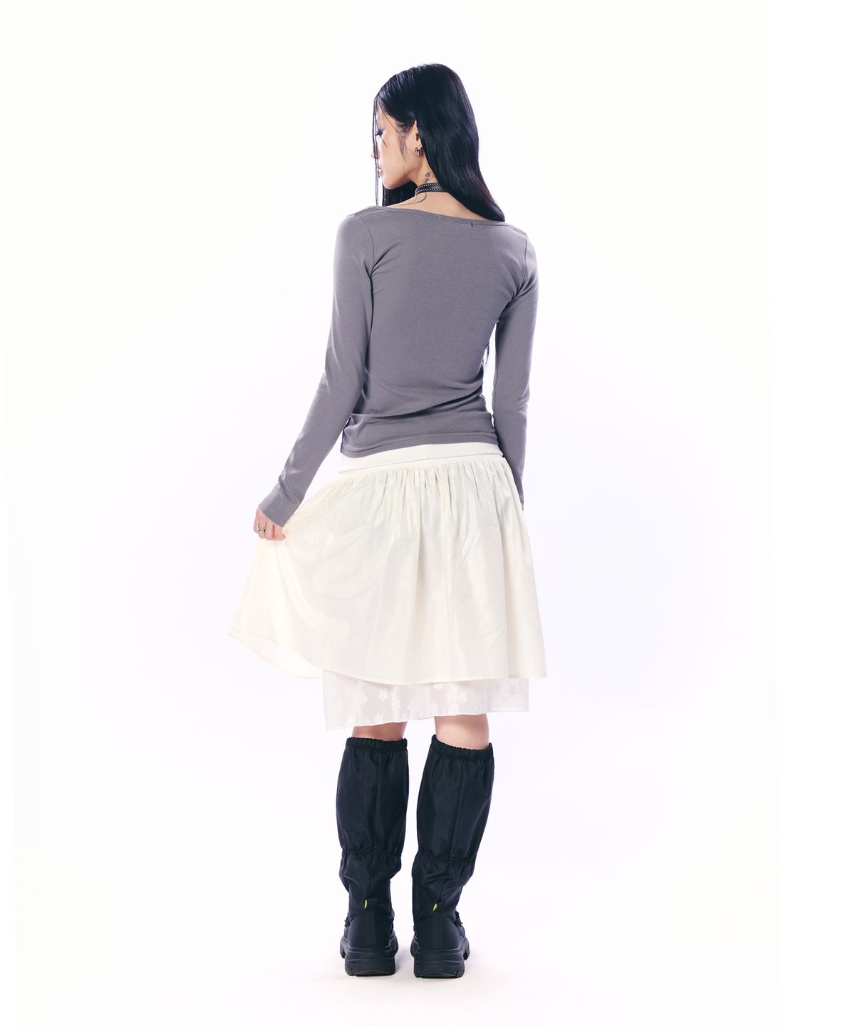 셋업이엑스이(SETUP-EXE) LOVE U-NECK TOP / MOCHA