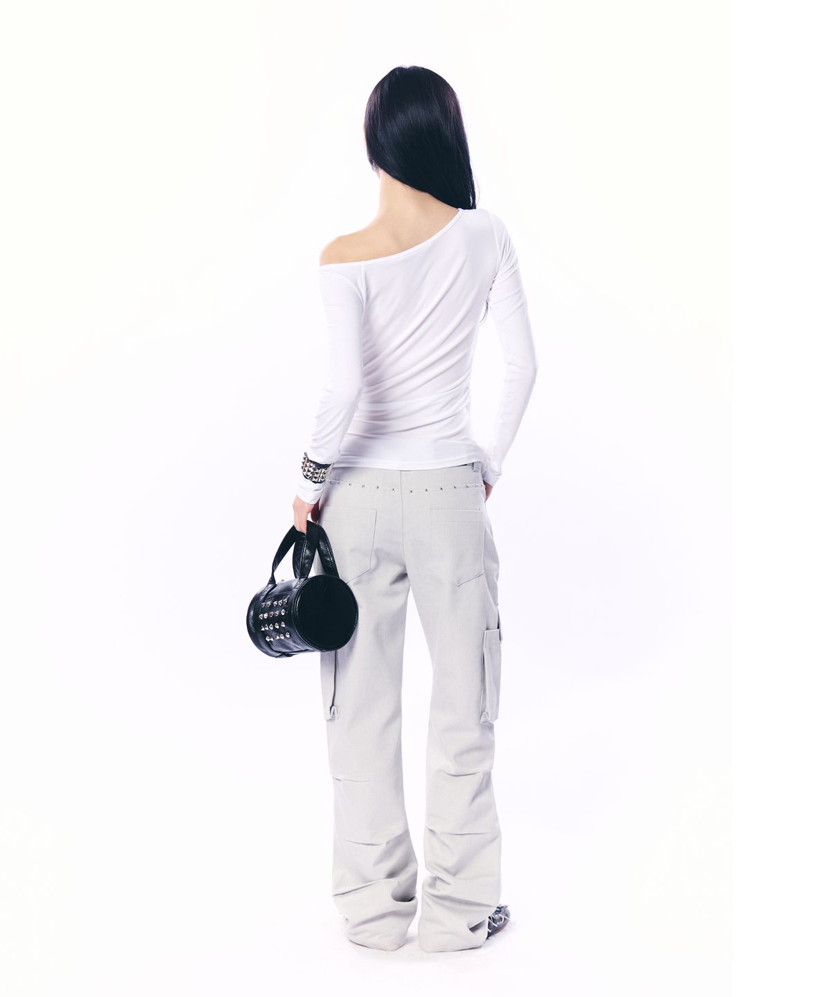 셋업이엑스이(SETUP-EXE) WRAP ONE-SHOULDER TOP / WHITE