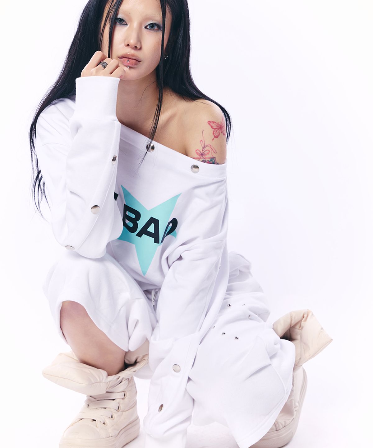 셋업이엑스이(SETUP-EXE) STUDDED SLEEVE MTM / IVORY