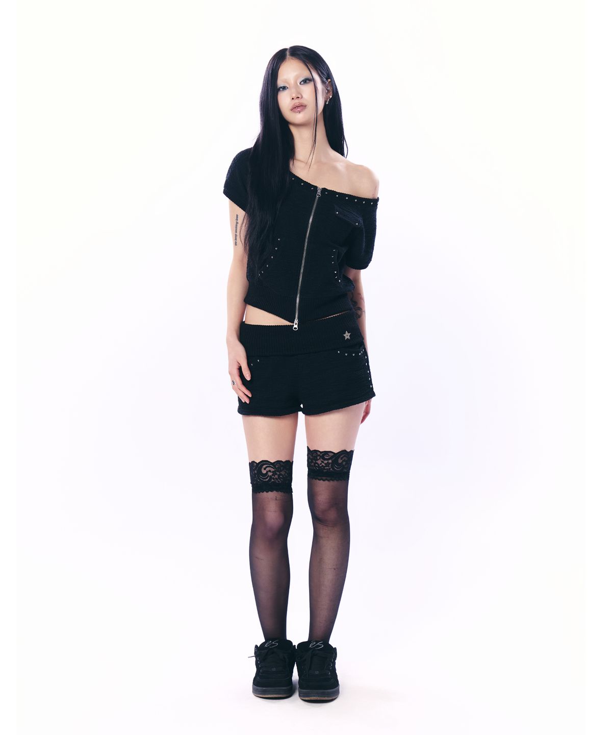셋업이엑스이(SETUP-EXE) WIDE-NECK SHORT SLEEVE ZIP-UP / BLACK