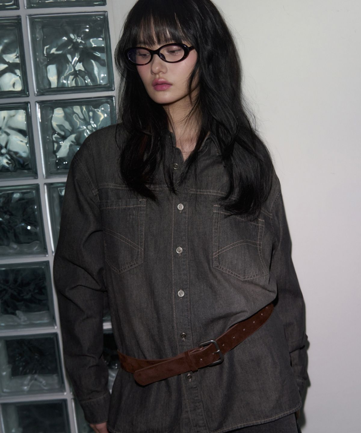 레더리(LEATHERY) 스티치 투포켓 긴팔 데님 셔츠 [BLACK]