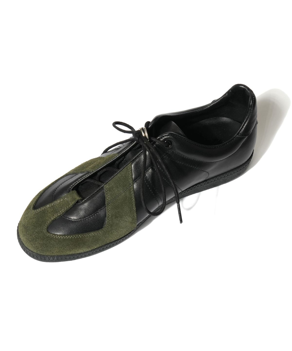 데베시용(DEVIATION) DV RACING TRAINERS (BLACK&KAHKI)