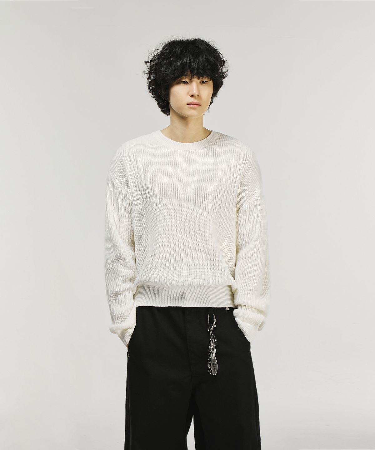 시그니처(SIGNATURE) 크롭 라운드넥 하찌 니트[3COLORS]