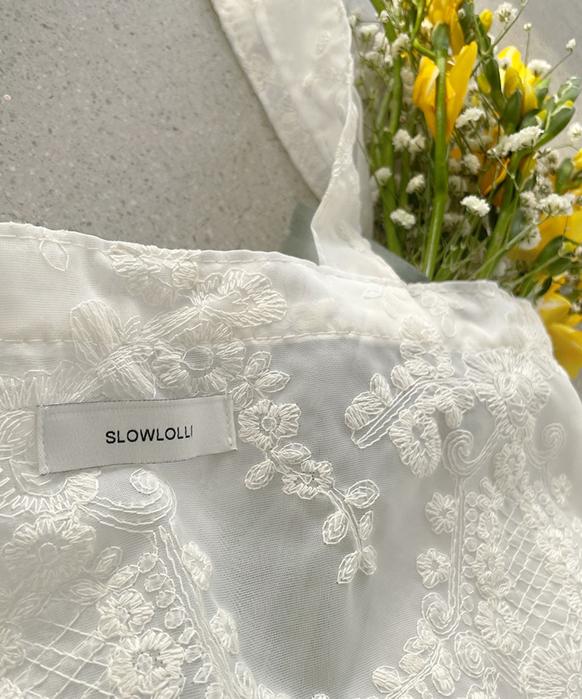 슬로우롤리(SLOWLOLLI) Bloom jacquard tote bag - Ivory