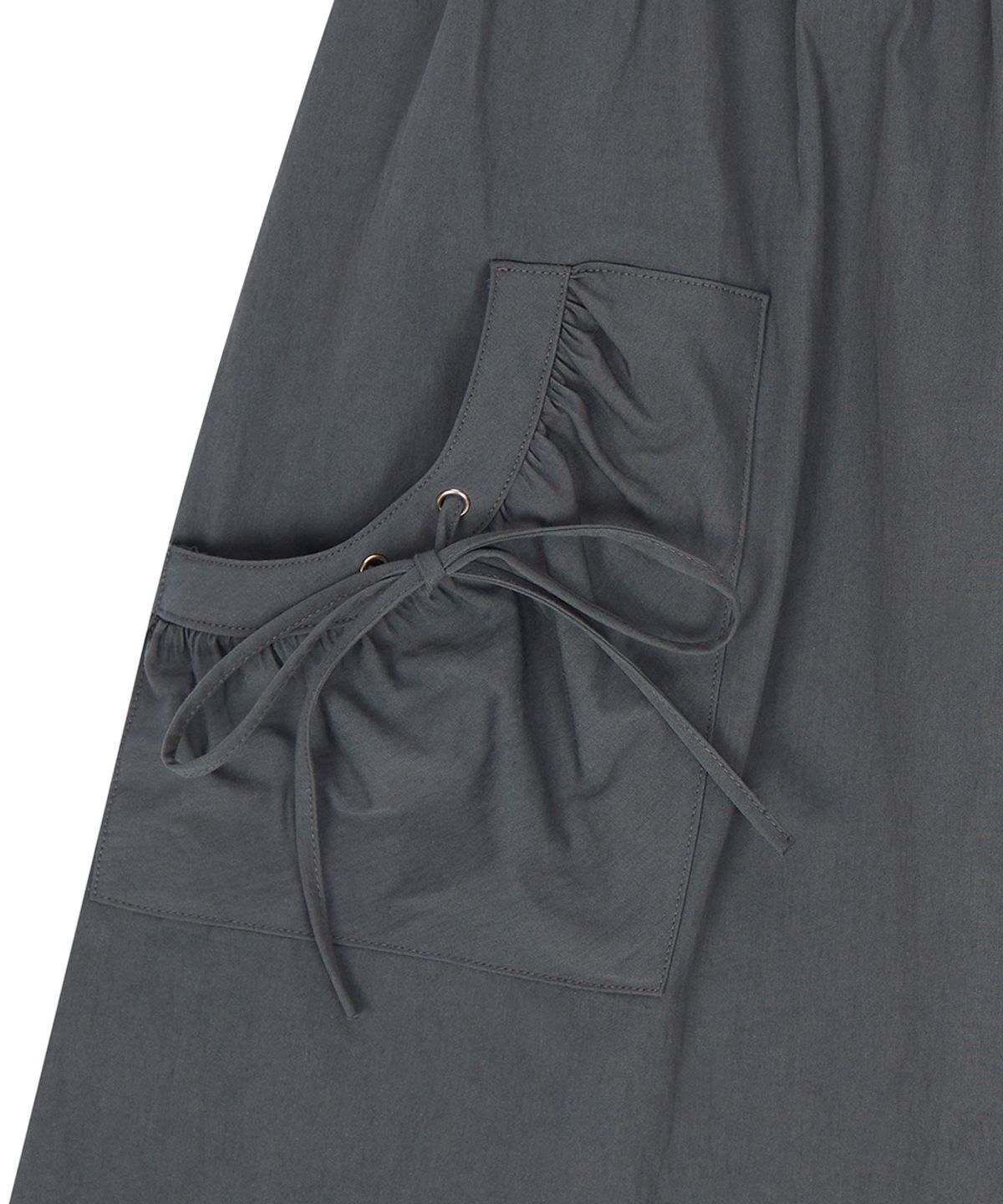 러브이즈트루(LUVISTRUE) EL POCKET SHIRRING MIDI SKIRT(CHARCOAL)