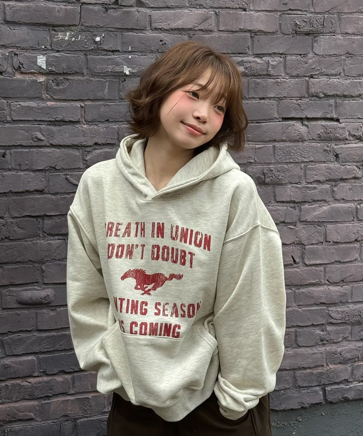 아모우(AMOU) Vintage Horse HOODIE CREAM MELANGE