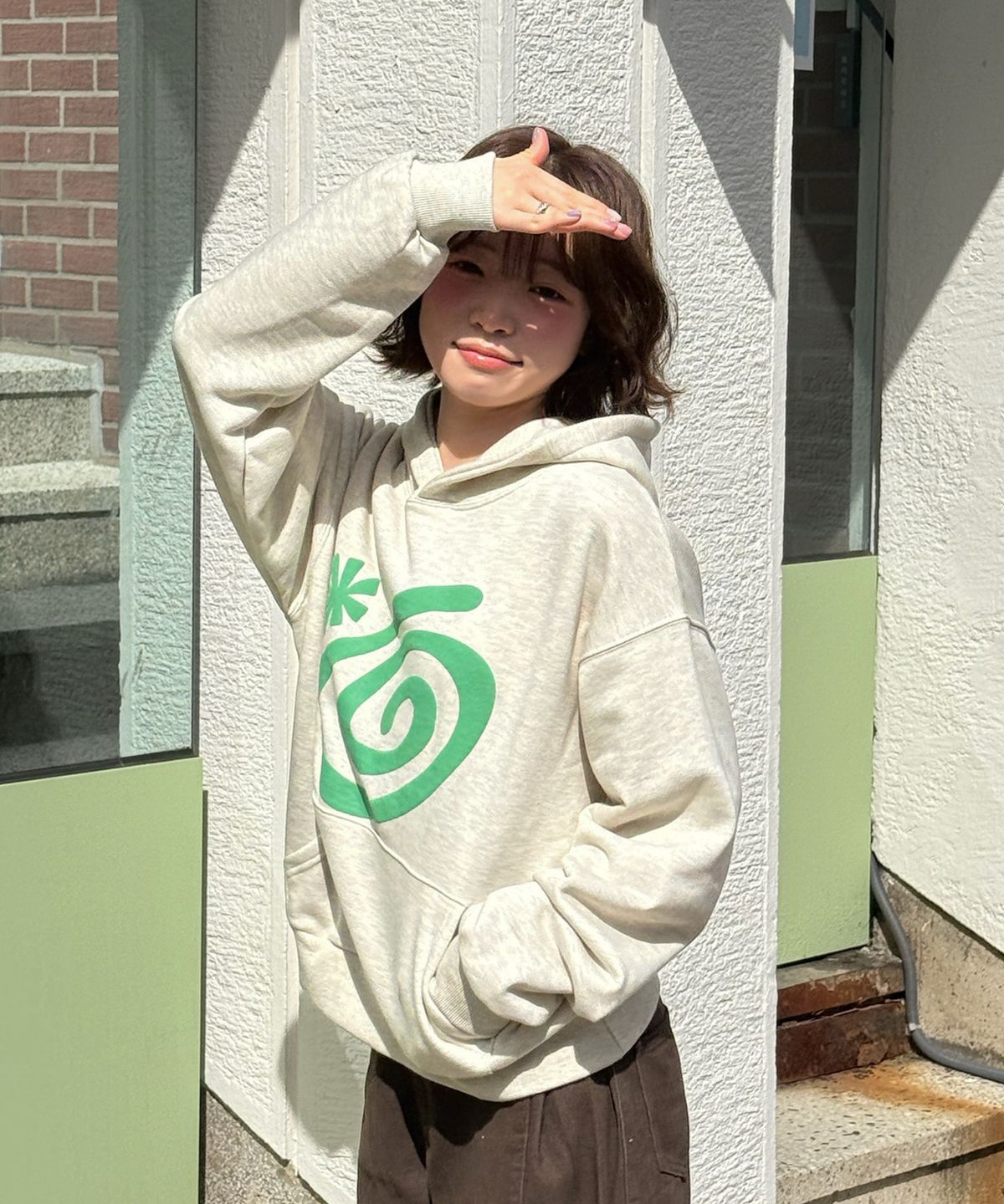 아모우(AMOU) Molly HOODIE CREAM MELANGE