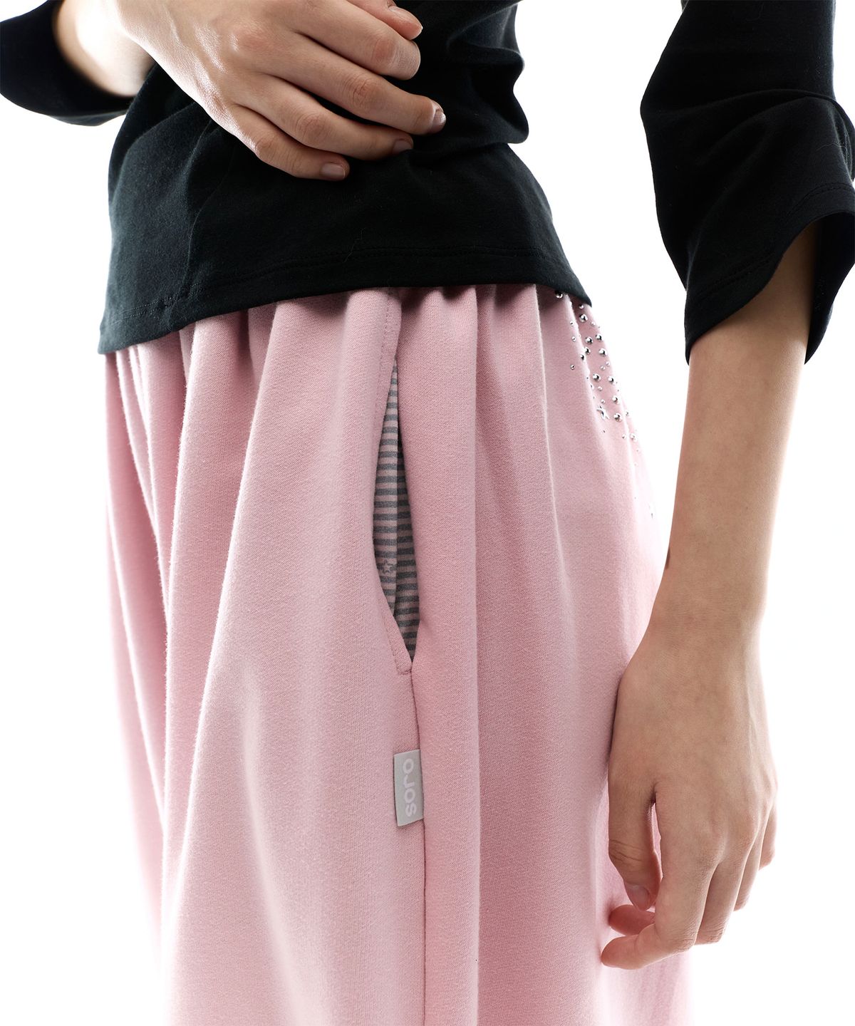 오호스(OJOS) Hotfix Logo Wide Sweatpants / Pink