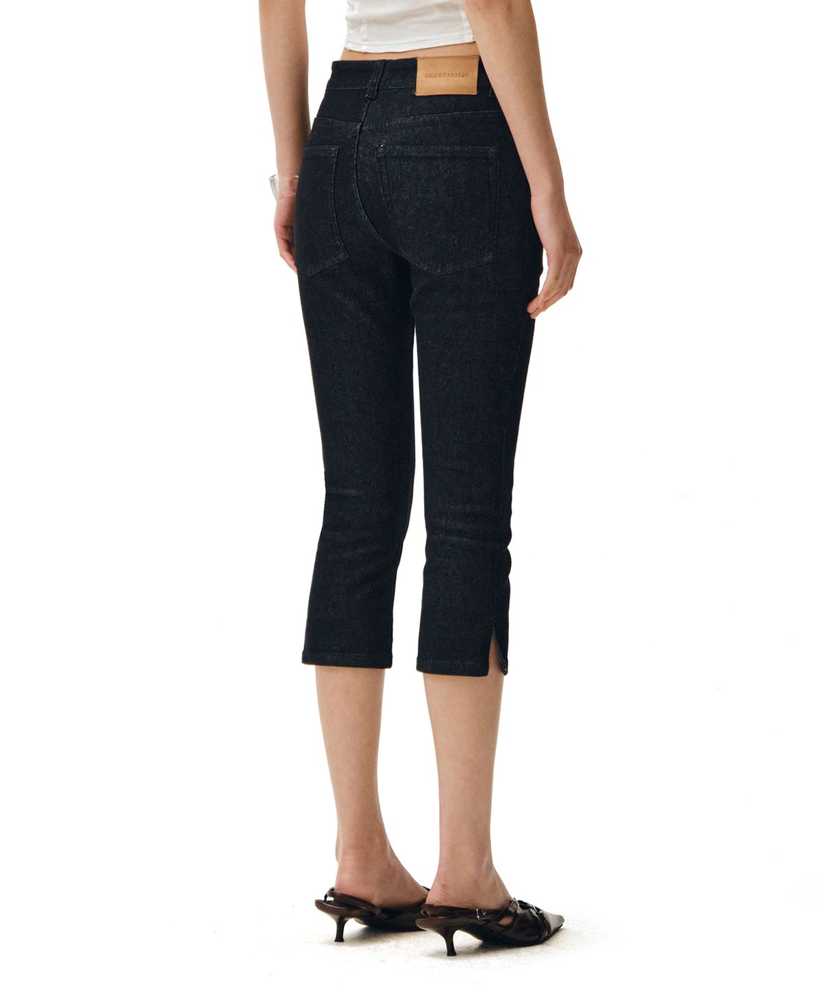 데케트 우먼(DECET WOMEN) Low Rise Capri Jeans DCWPT023CPBLACK