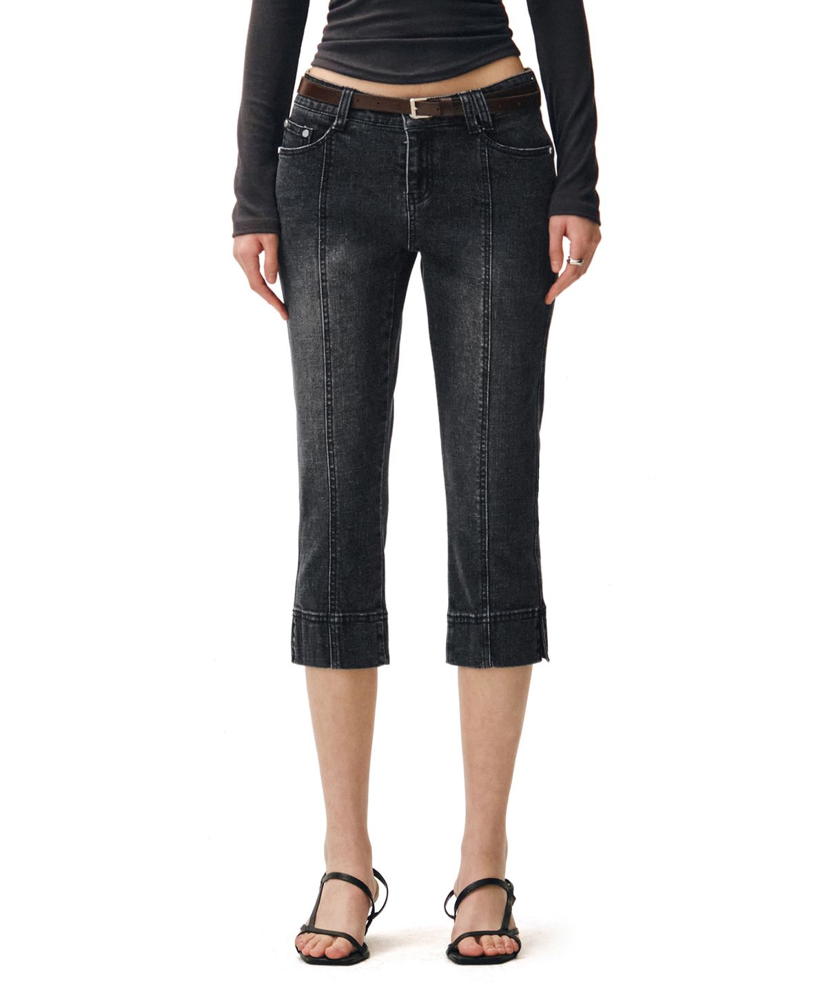 데케트 우먼(DECET WOMEN) Seamed Low Rise Capri Jeans DCWPT024BLACK