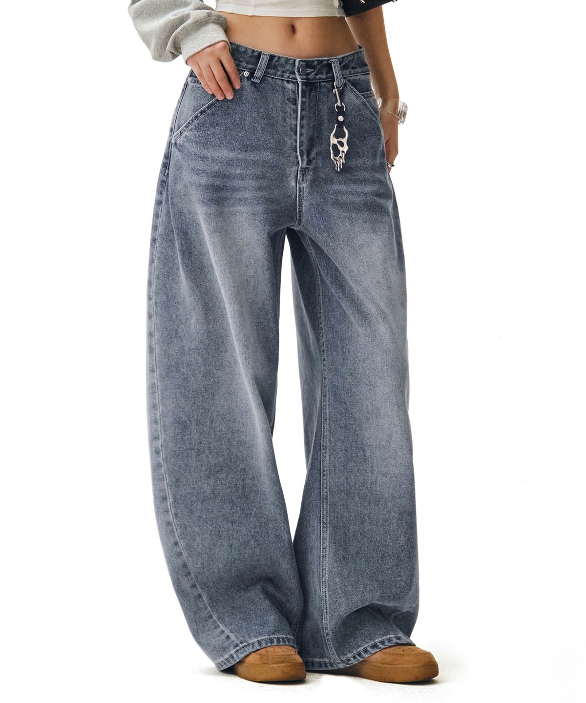 데케트 우먼(DECET WOMEN) Cinchback Barrel Wide Leg Jeans DCWPT022BLUE