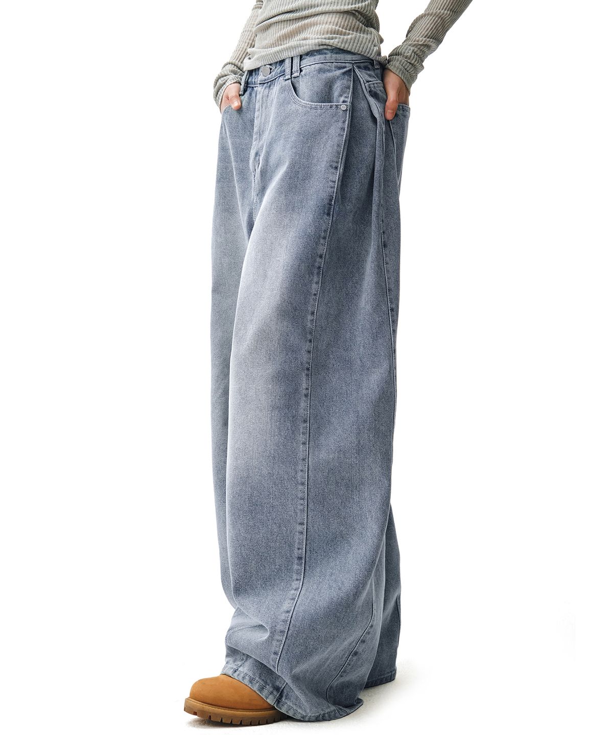 데케트 우먼(DECET WOMEN) Side Pin Tuck Barrel Jeans DCWPT019LIGHTBLUE