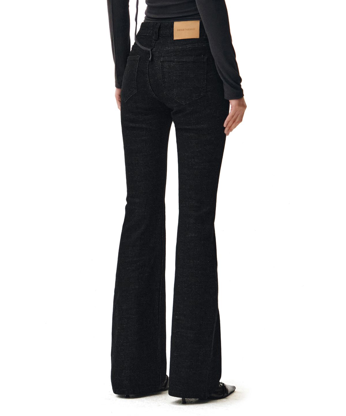 데케트 우먼(DECET WOMEN) Signature Slim Low Rise Flared Jeans DCWPT006BLACK
