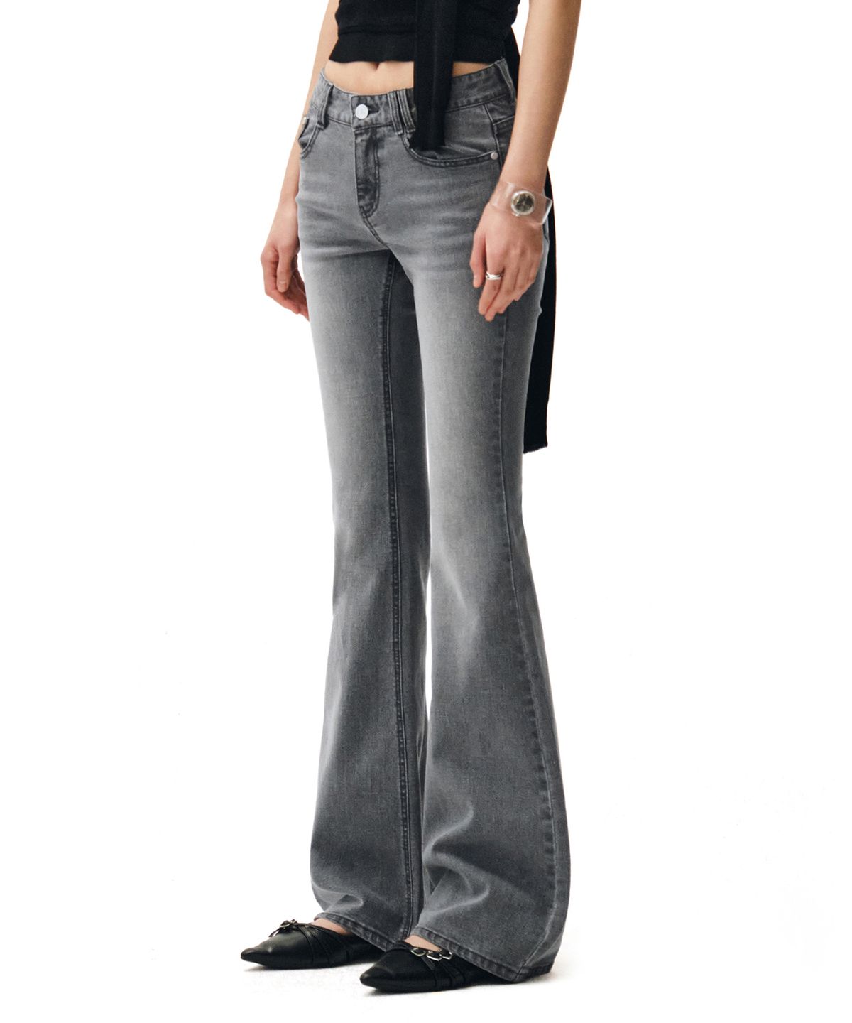 데케트 우먼(DECET WOMEN) Signature Slim Low Rise Flared Jeans DCWPT006GRAY