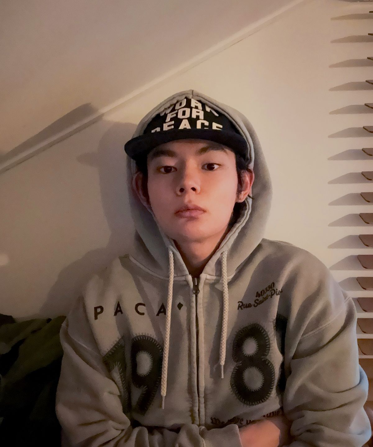 아모우(AMOU) WORK FOR PEACE 5PANNEL CAP BALCK