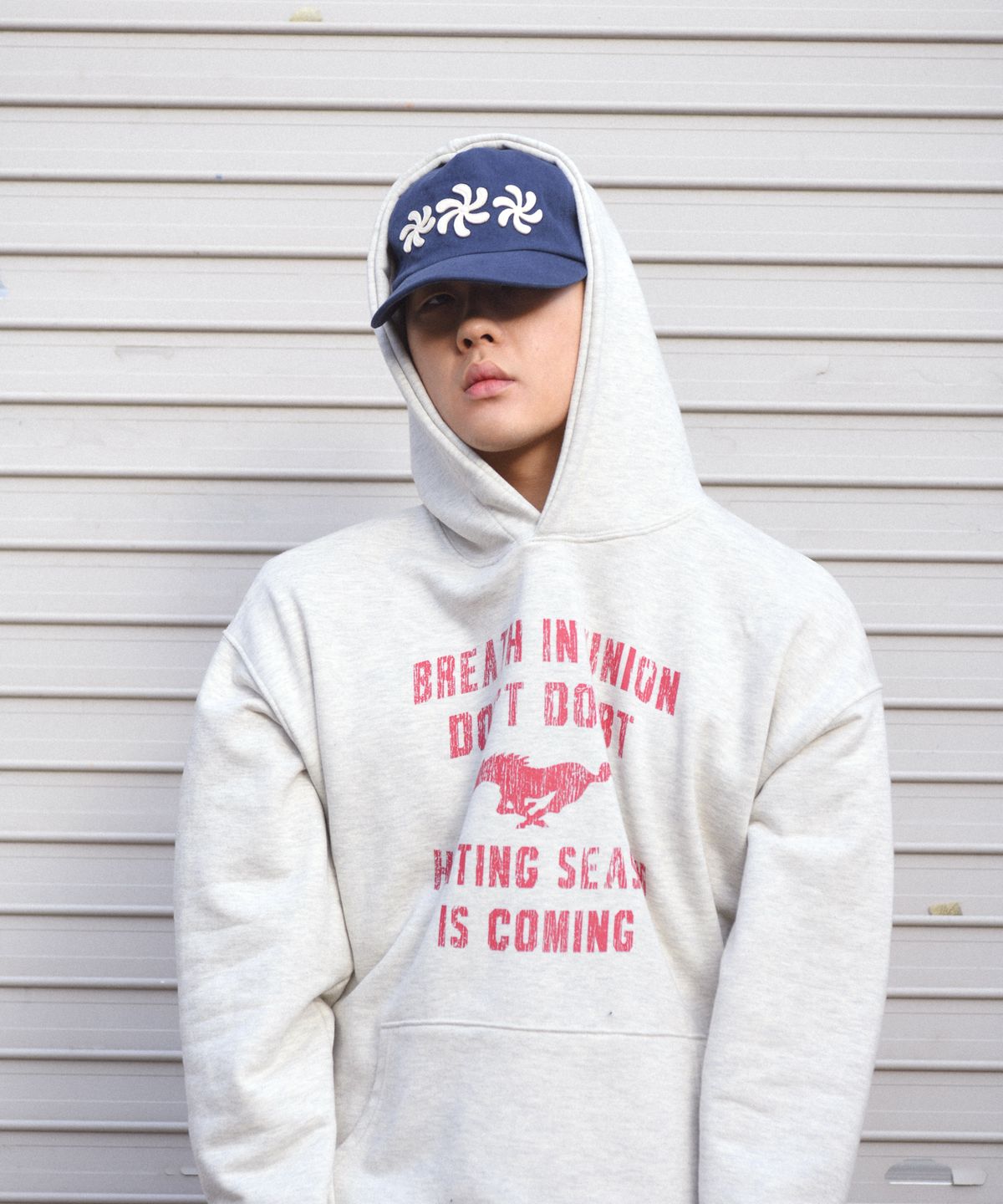 아모우(AMOU) SPIRAL 5PANNEL CAP NAVY