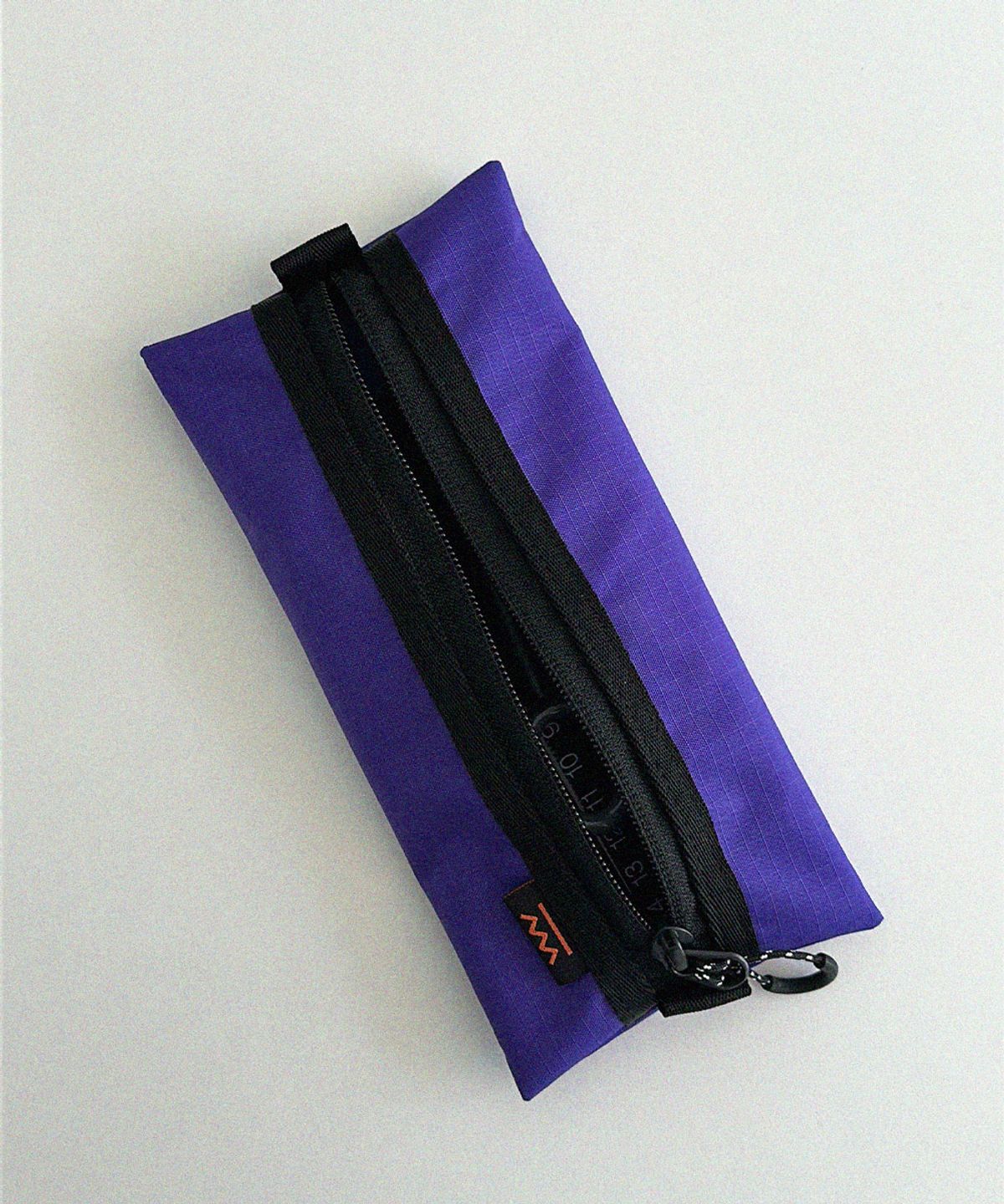홉몰트이스트(HOPMALTYEAST) Pencil Case (5 Colors)