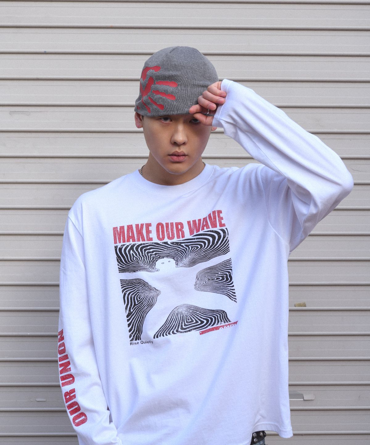 아모우(AMOU) PALM SIGN BEANIE GRAY