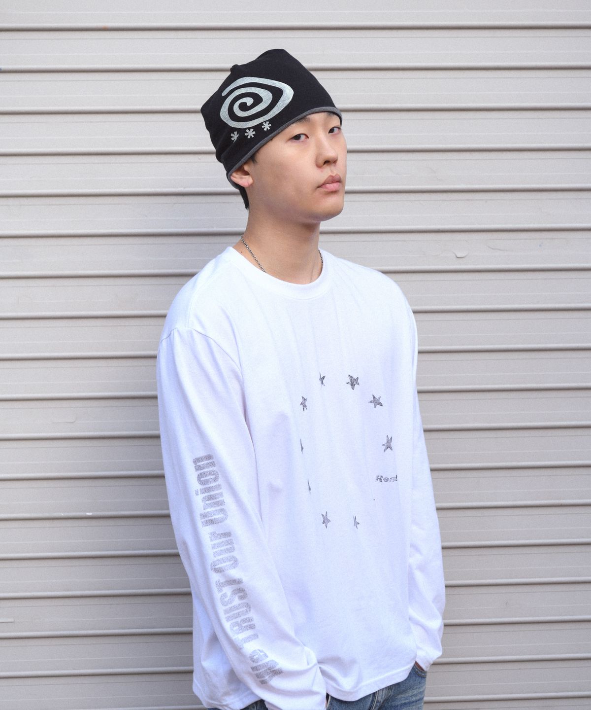 아모우(AMOU) Reversible Stripe BEANIE BLACK
