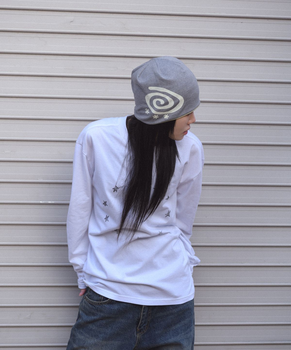 아모우(AMOU) Reversible Stripe BEANIE GRAY